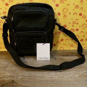 CALVIN KLEIN Women's Black Crossbody